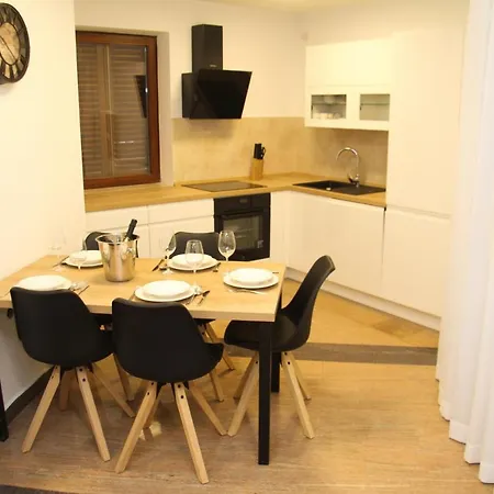 Lusi House Villa *