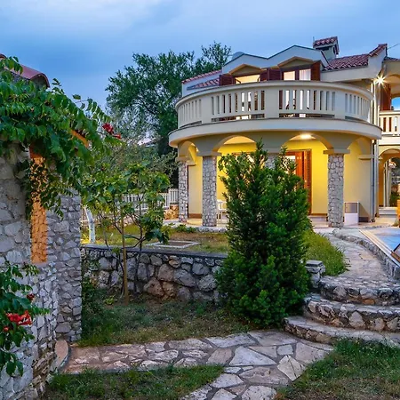 Lusi House Sveti Filip i Jakov
