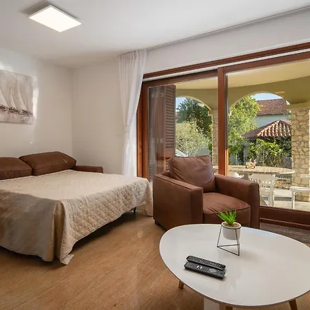 Lusi House Villa Sveti Filip i Jakov