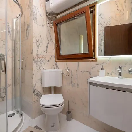 Lusi House Villa *