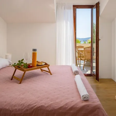 Lusi House Villa