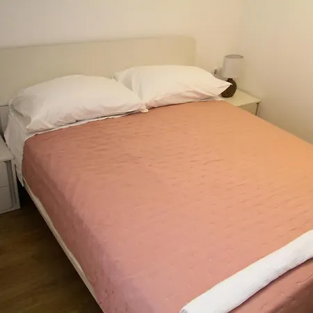 Βίλα Lusi House *