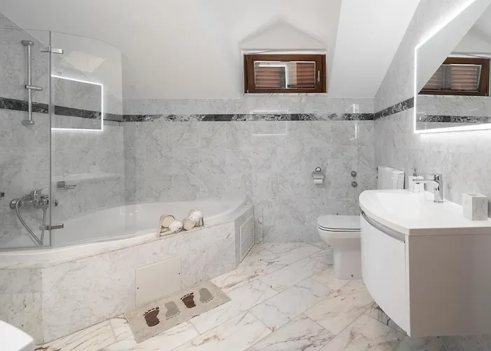 Lusi House Villa *